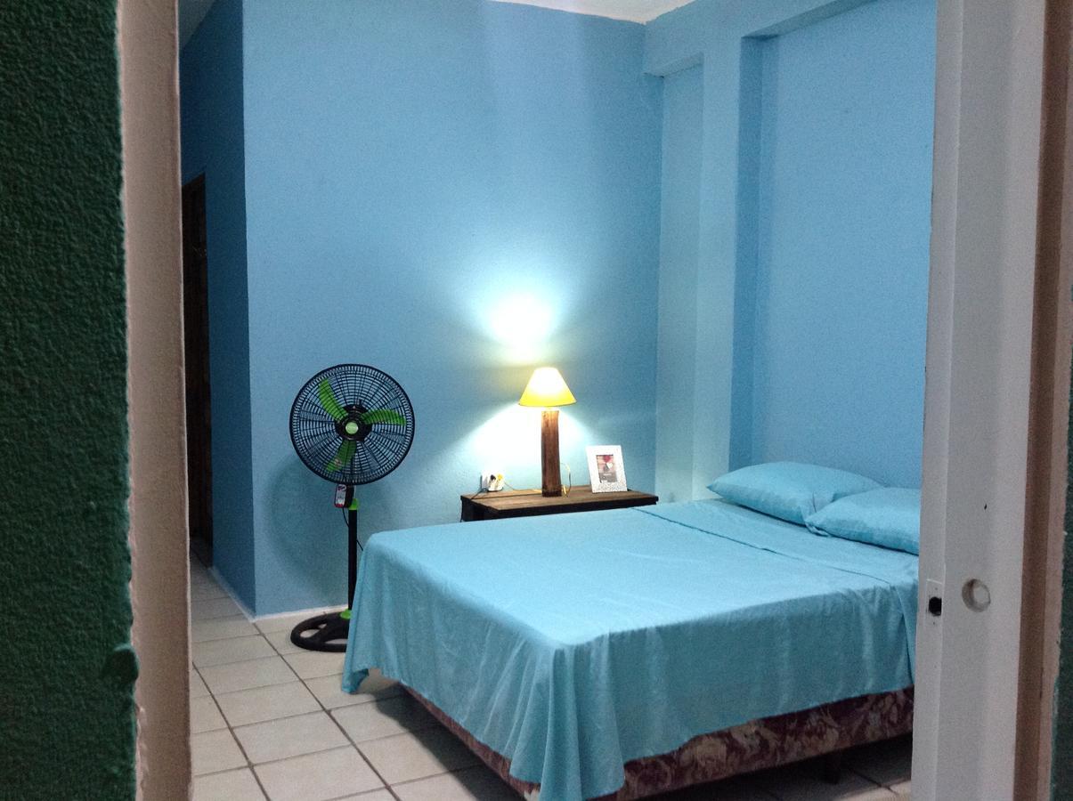 Placencia Hostel Buitenkant foto