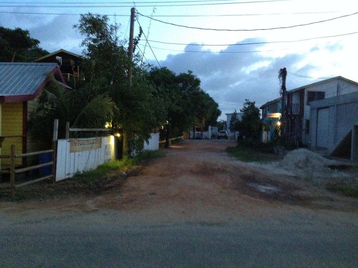 Placencia Hostel Buitenkant foto