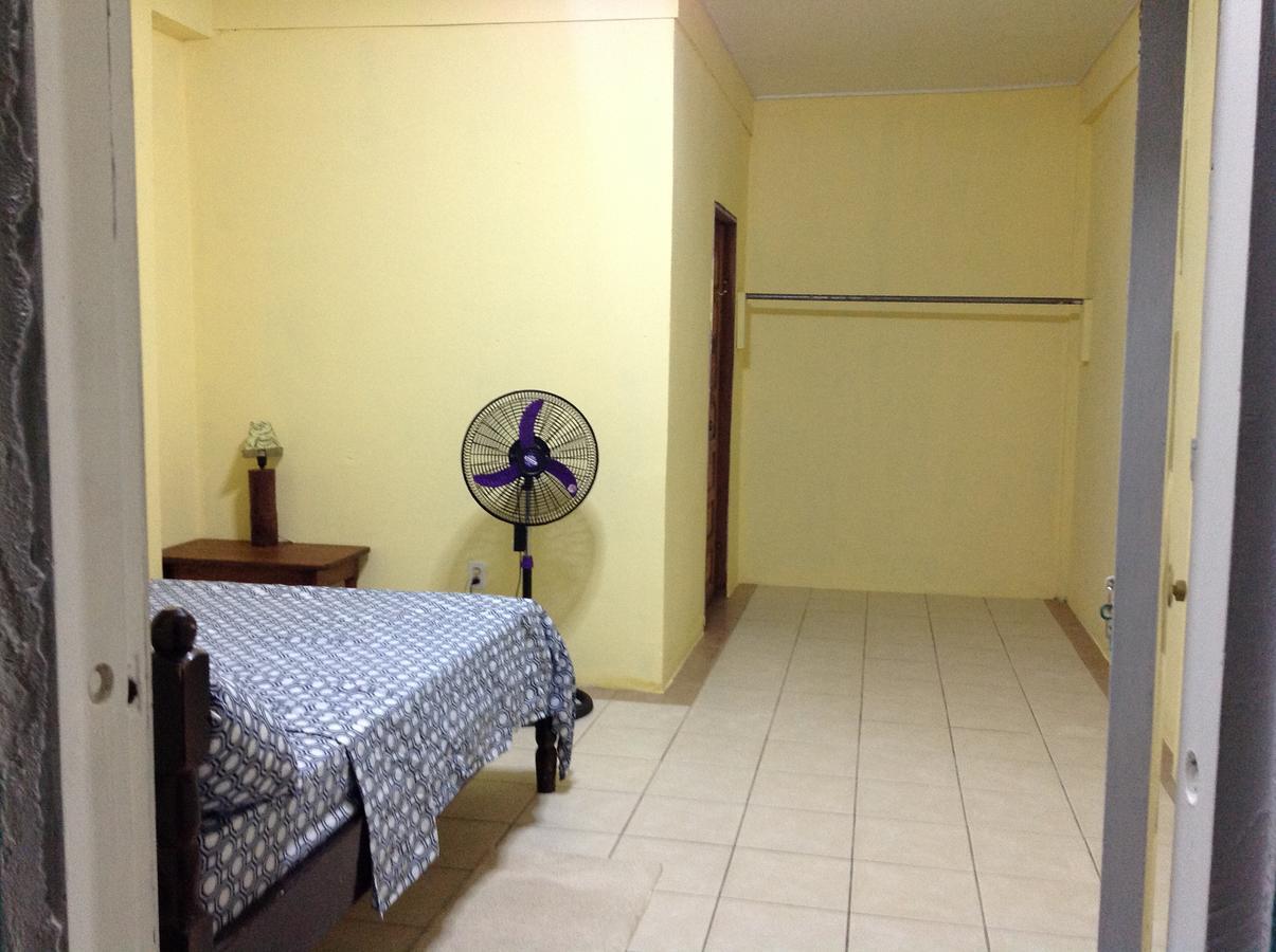 Placencia Hostel Buitenkant foto